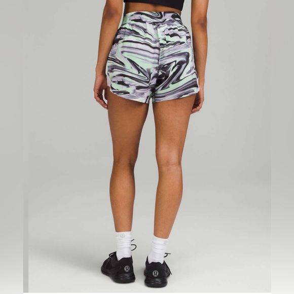 Lululemon Hotty Hot High-Rise Short
4" *Special Edition NWOT Size4 - Picture 6 of 12